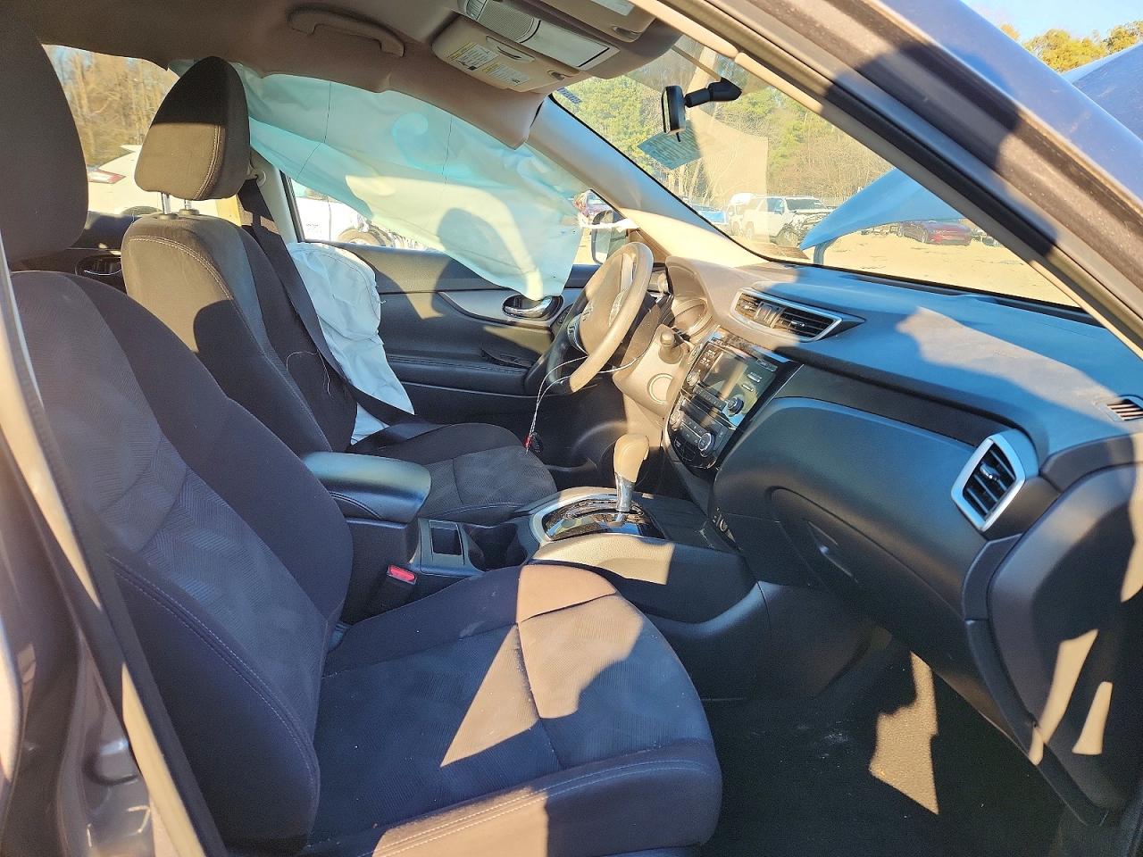 2016 NISSAN ROGUE SV photo 7