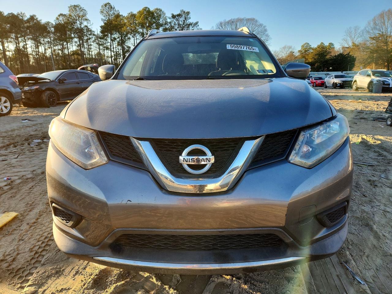 2016 NISSAN ROGUE SV photo 5