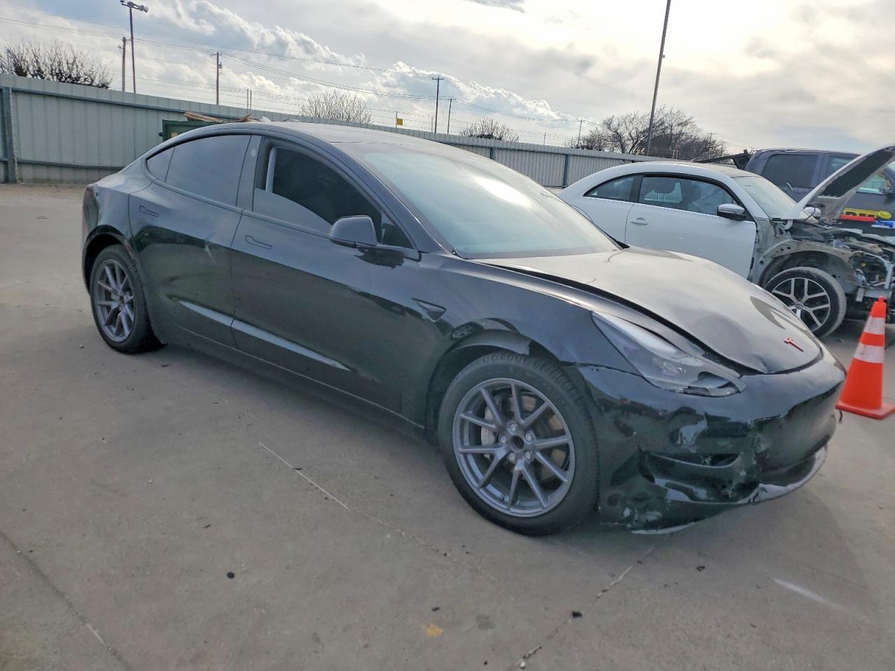 2023 TESLA MODEL 3 photo 10