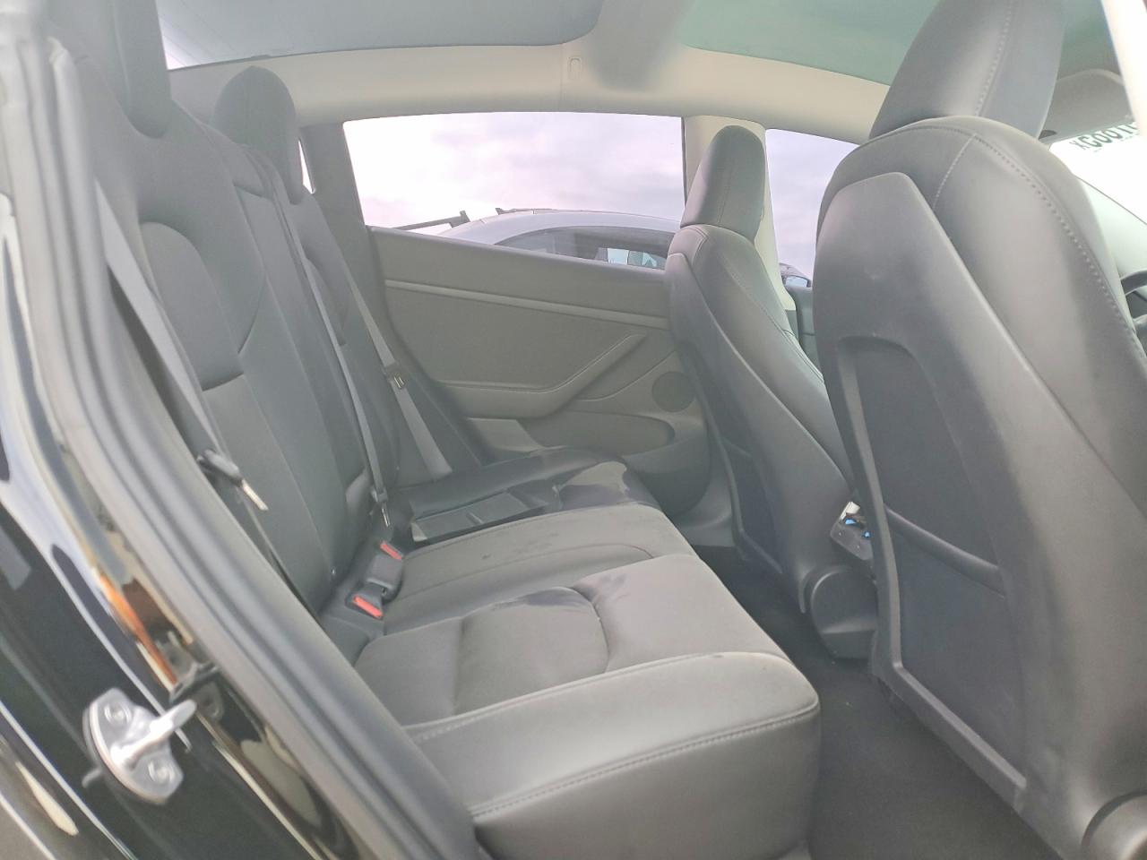 2023 TESLA MODEL 3 photo 28