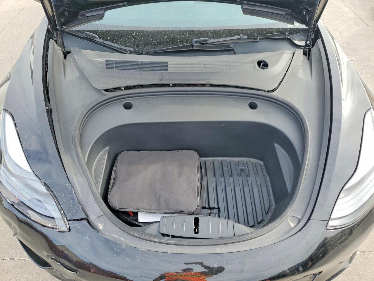 2023 TESLA MODEL 3 photo 31