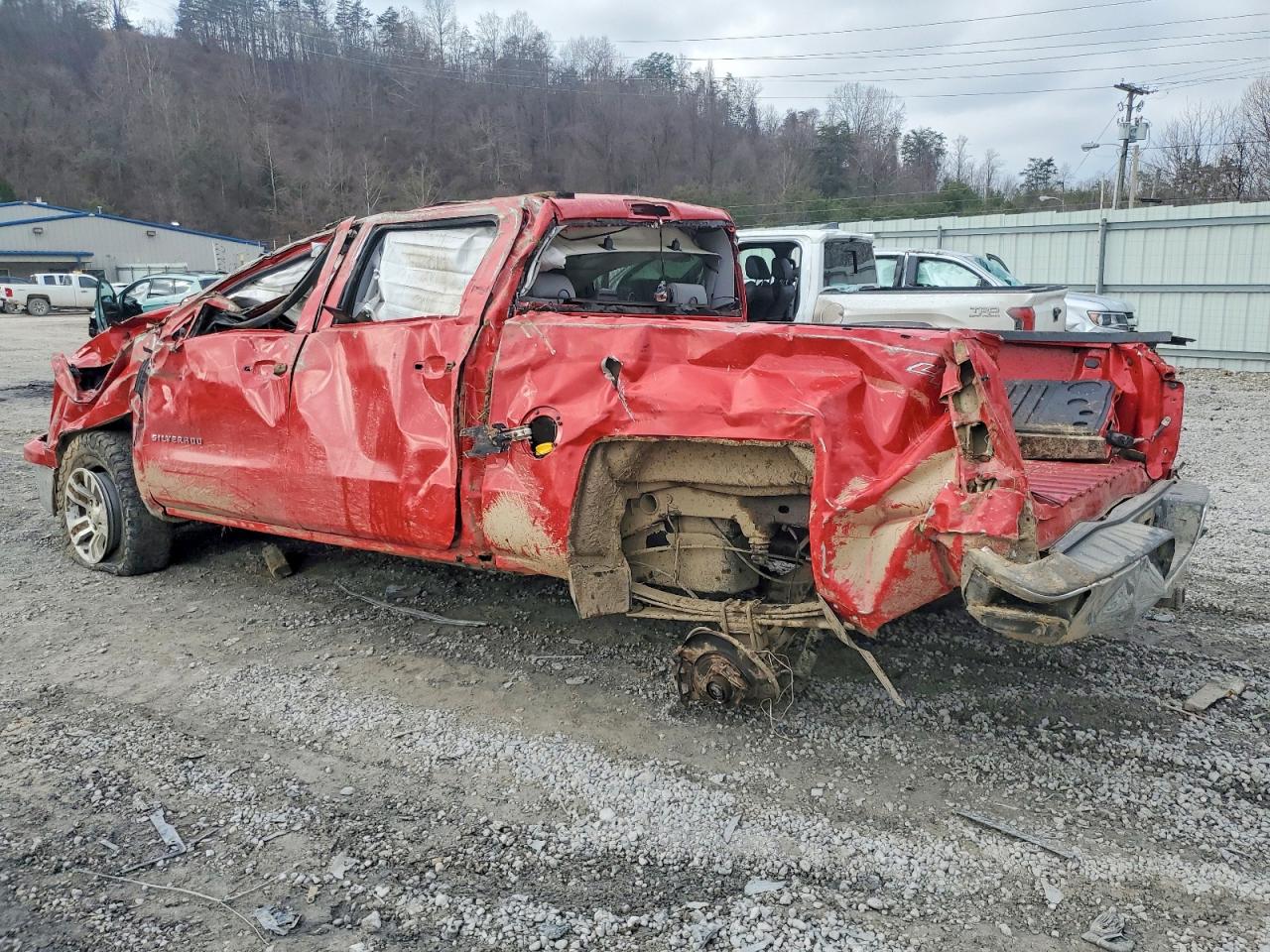 2014 CHEVROLET SILVERADO K1500 LT photo 2