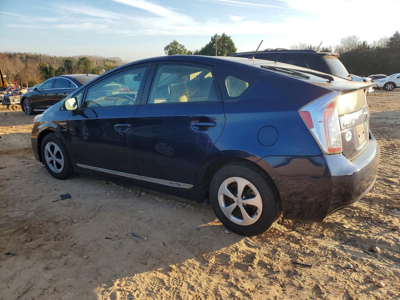 2013 TOYOTA PRIUS photo 2