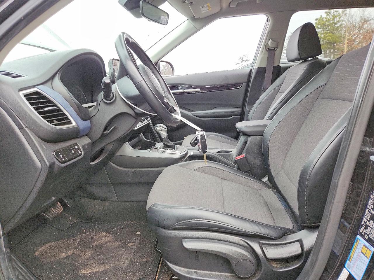 2021 KIA SELTOS S photo 7