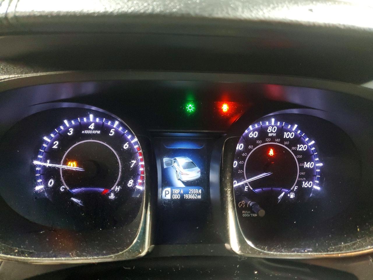 2013 TOYOTA AVALON XLE photo 9