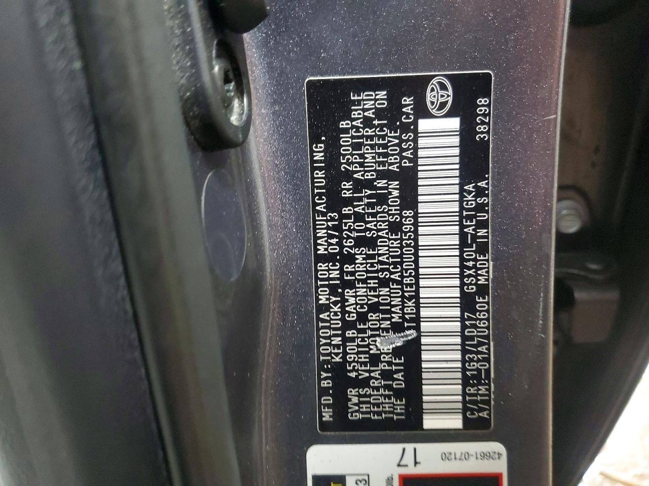 2013 TOYOTA AVALON XLE photo 12