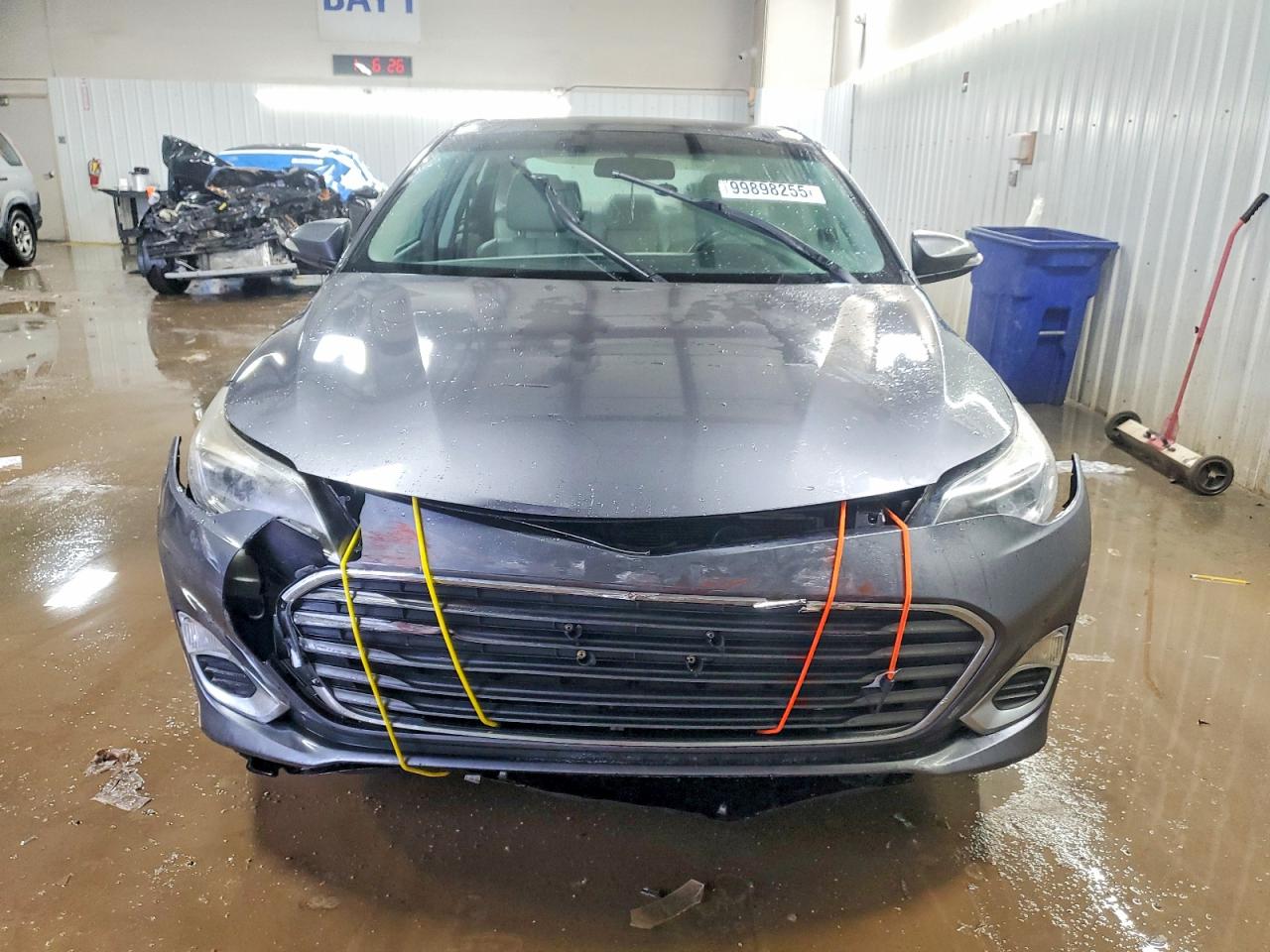 2013 TOYOTA AVALON XLE photo 5