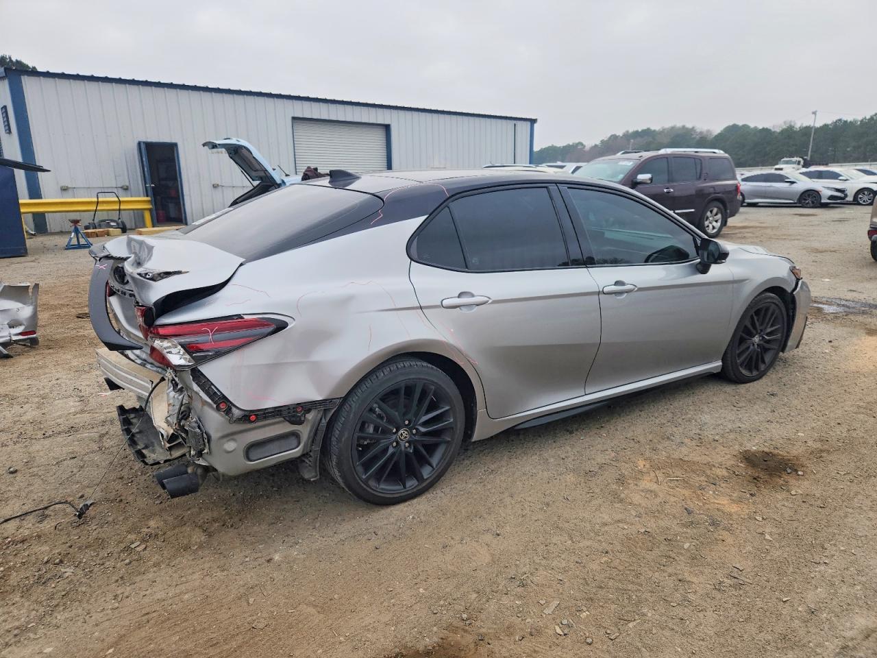 2021 TOYOTA CAMRY TRD photo 3