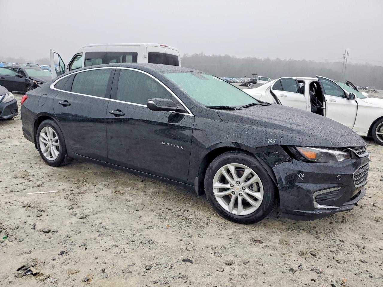 2017 CHEVROLET MALIBU HYBRID photo 4
