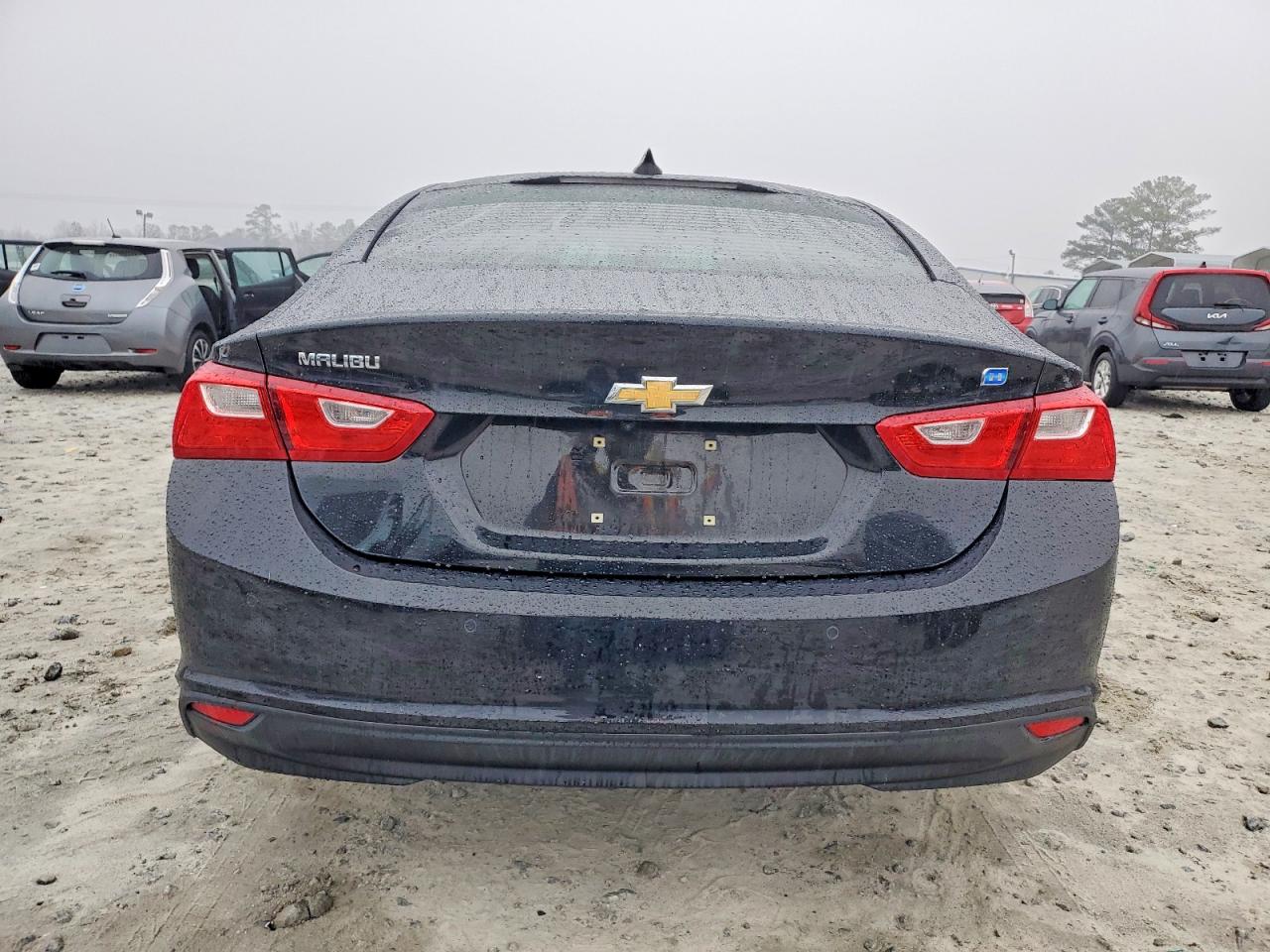 2017 CHEVROLET MALIBU HYBRID photo 6