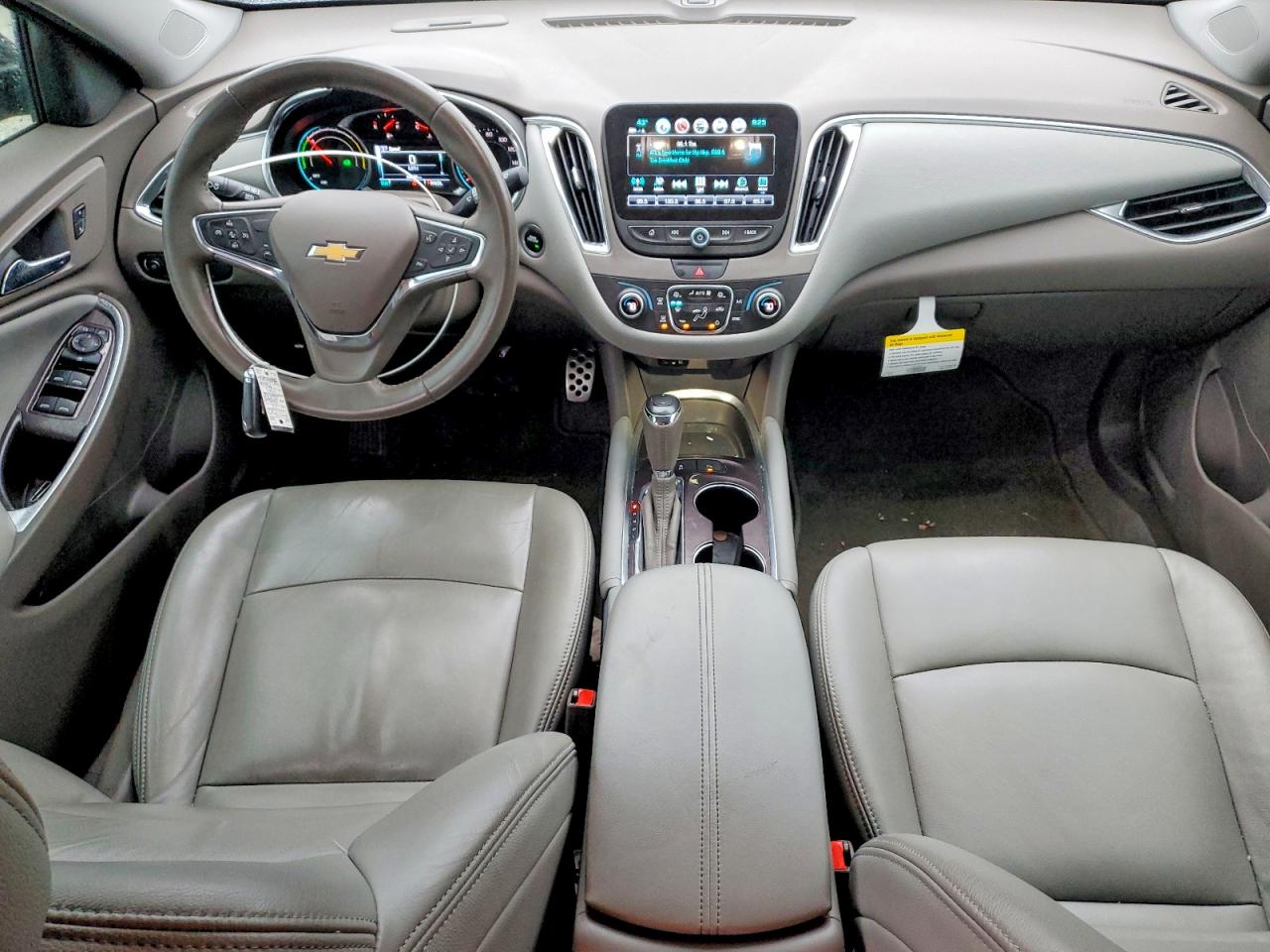 2017 CHEVROLET MALIBU HYBRID photo 8