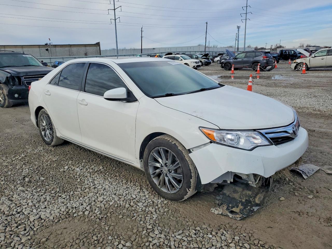 2012 TOYOTA CAMRY BASE photo 4
