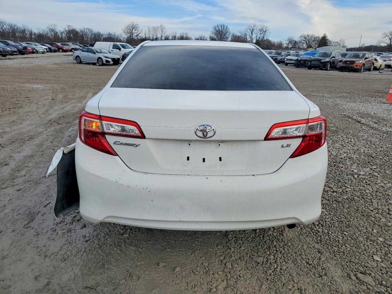 2012 TOYOTA CAMRY BASE photo 6