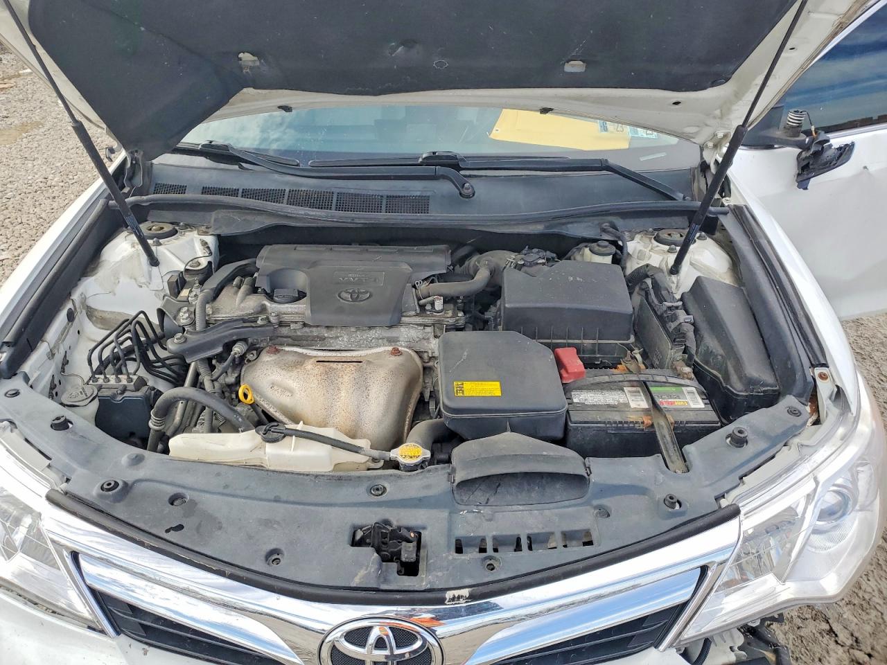 2012 TOYOTA CAMRY BASE photo 11