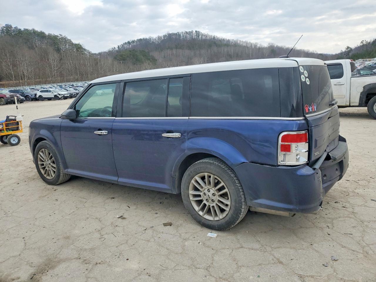2016 FORD FLEX SEL photo 2