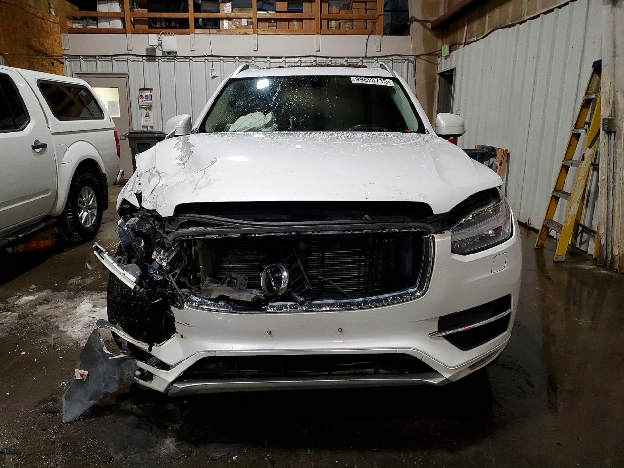 2019 VOLVO XC90 T6 MOMENTUM photo 5
