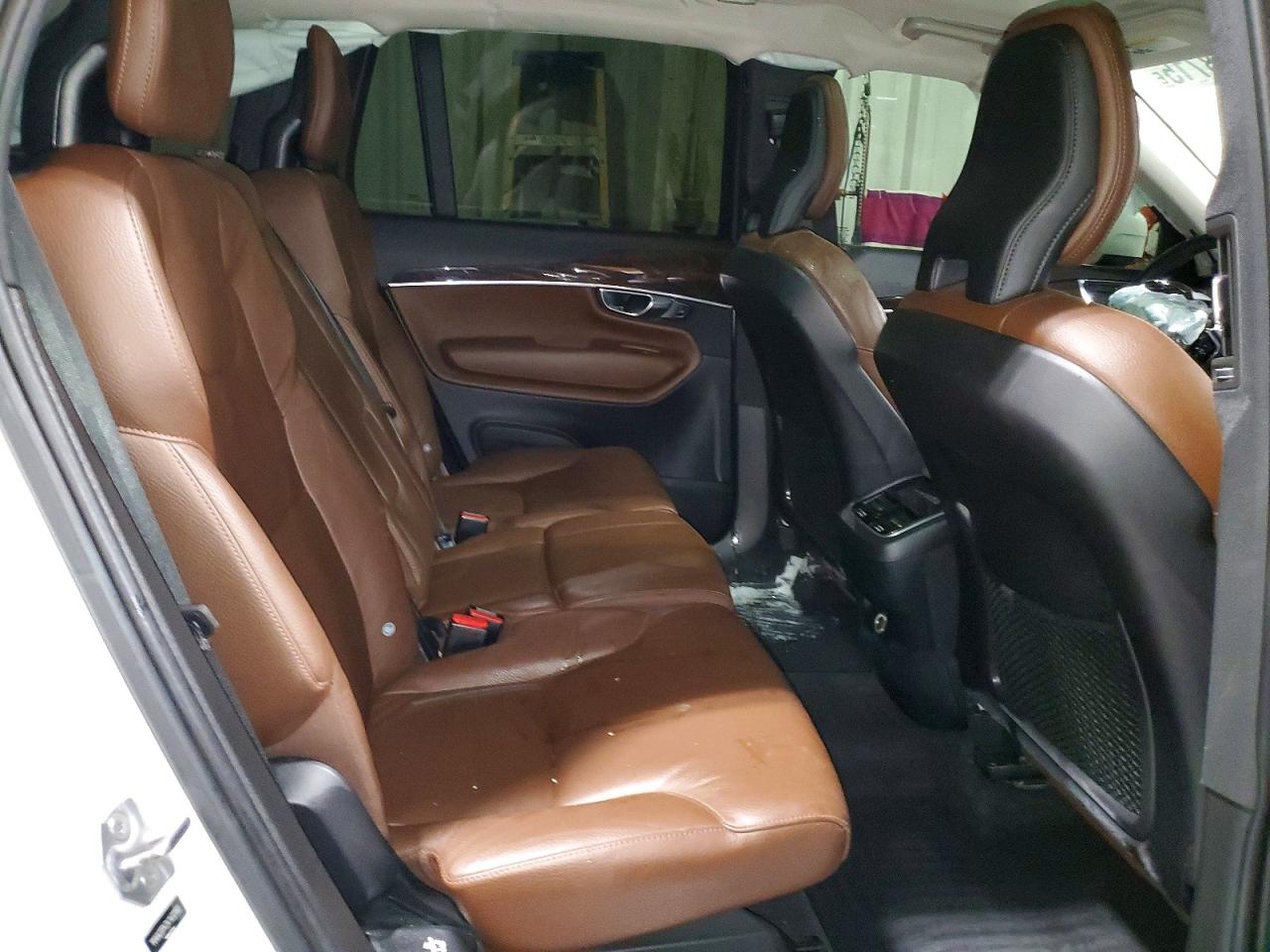 2019 VOLVO XC90 T6 MOMENTUM photo 11