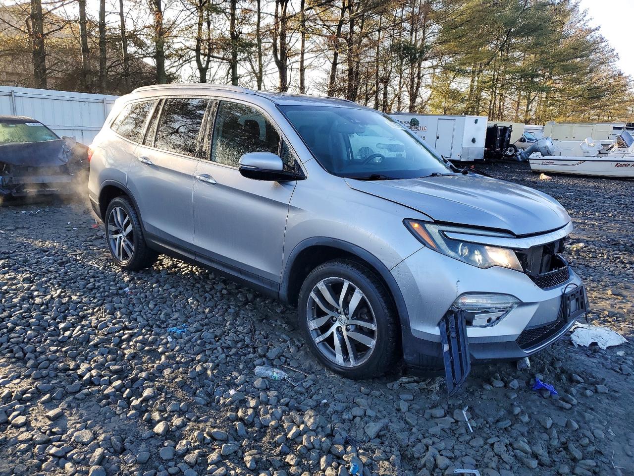 2016 HONDA PILOT ELITE photo 4