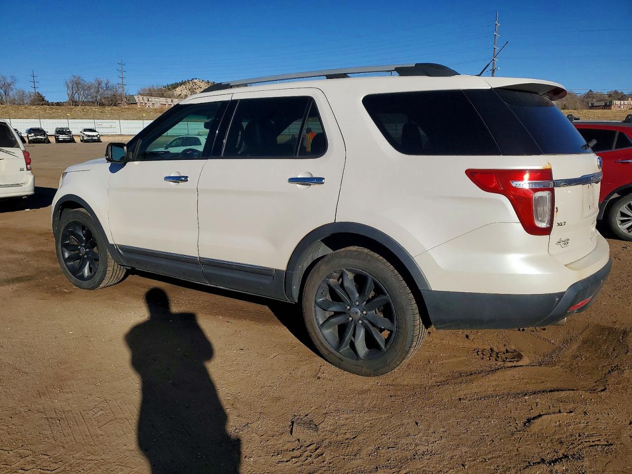 2011 FORD EXPLORER XLT photo 2