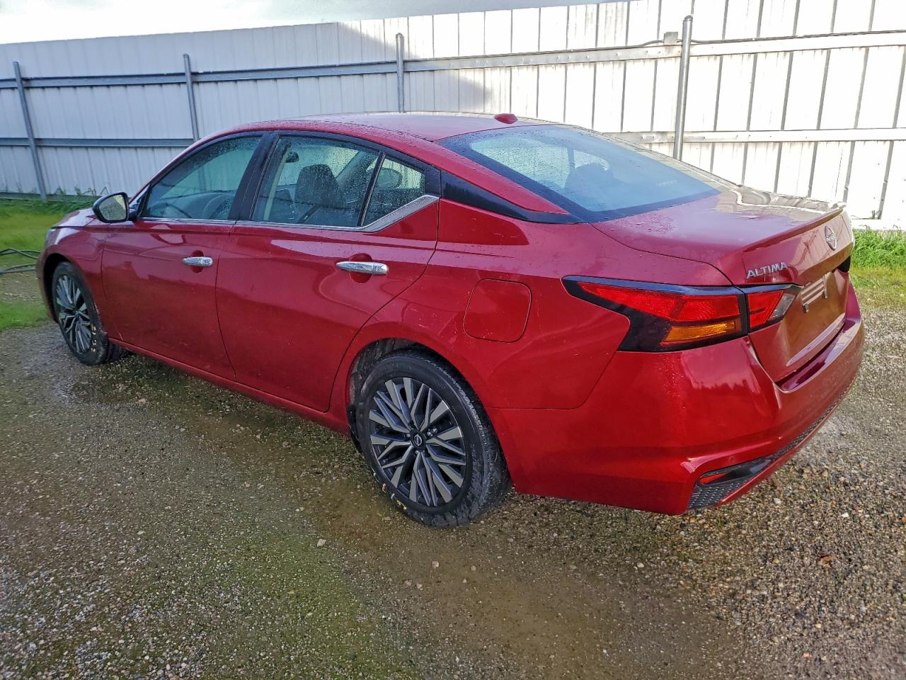 2024 NISSAN ALTIMA SV photo 2