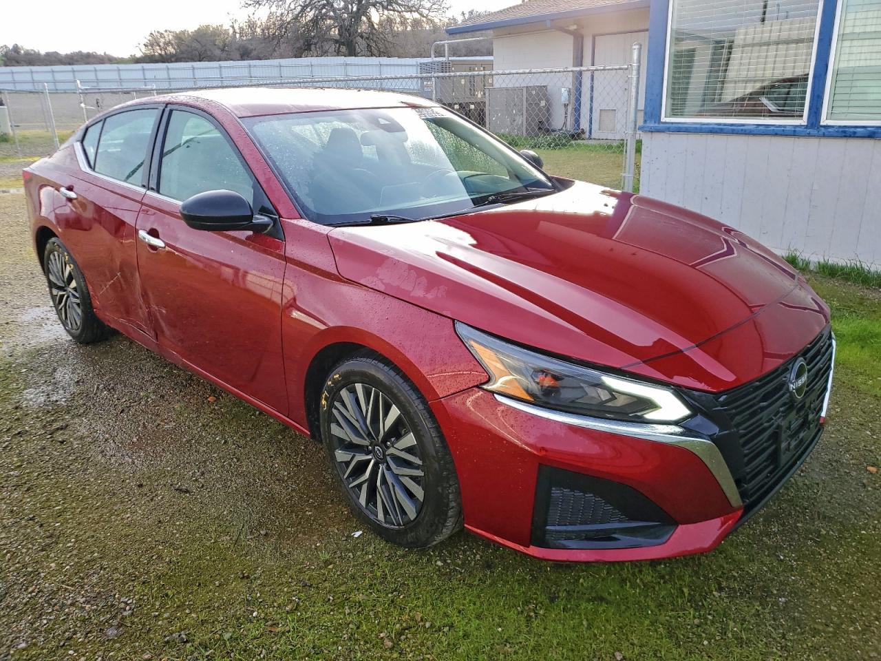 2024 NISSAN ALTIMA SV photo 4