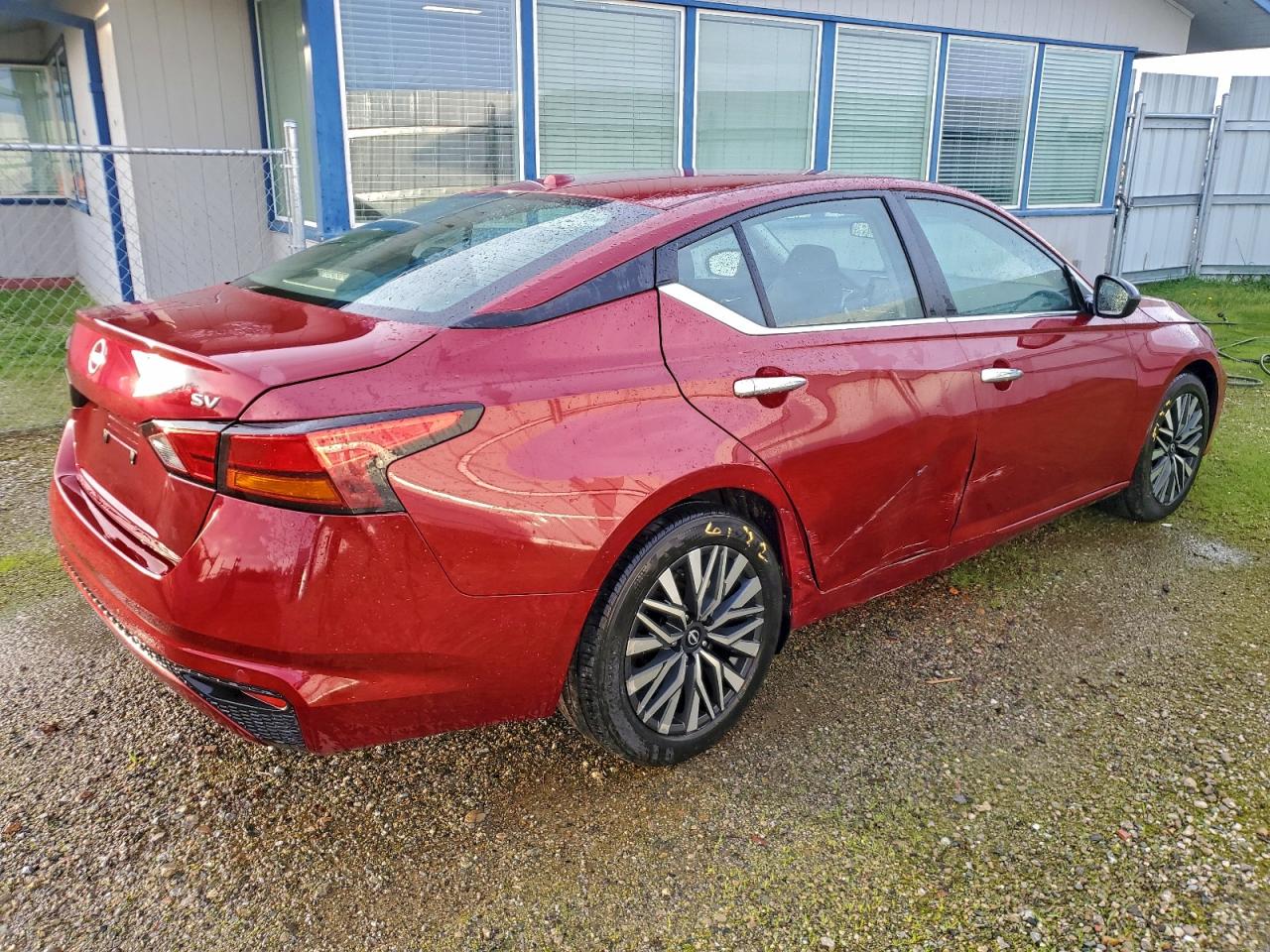 2024 NISSAN ALTIMA SV photo 3