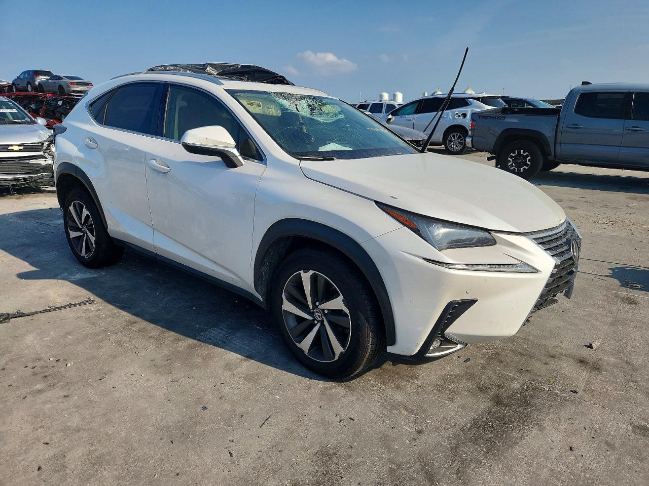 2021 LEXUS NX 300 BASE photo 4
