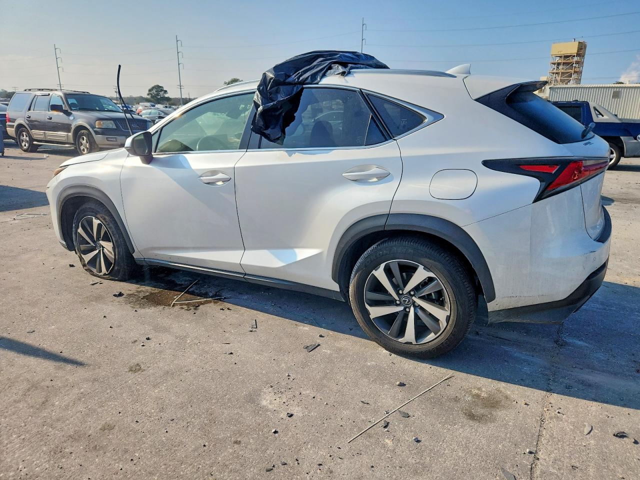2021 LEXUS NX 300 BASE photo 2