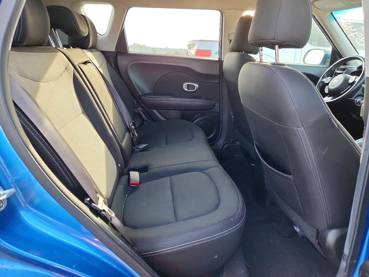 2017 KIA SOUL + photo 10