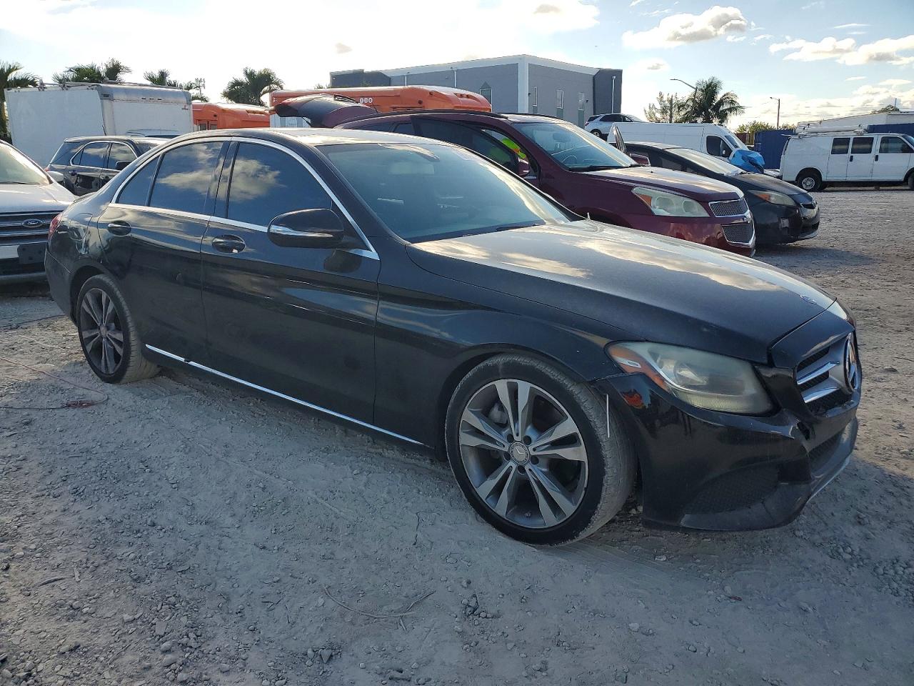2015 MERCEDES-BENZ C 300 photo 4