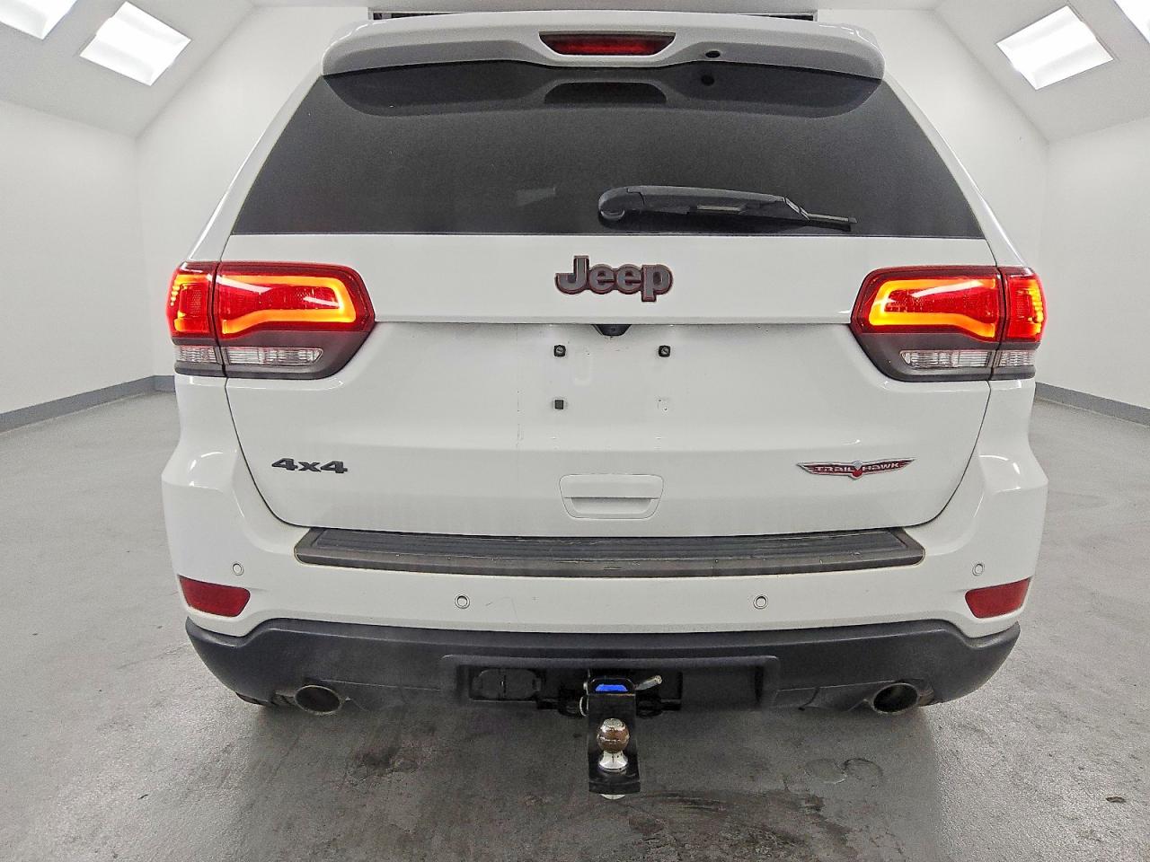 2018 JEEP GRAND CHEROKEE TRAILHAWK photo 6