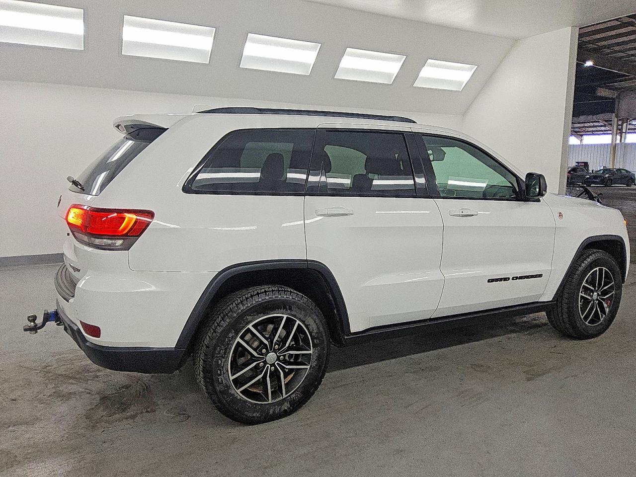 2018 JEEP GRAND CHEROKEE TRAILHAWK photo 3