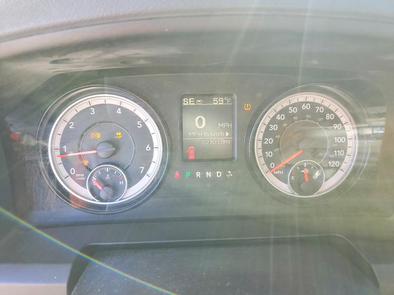 2019 RAM 1500 CLASSIC TRADESMAN photo 9
