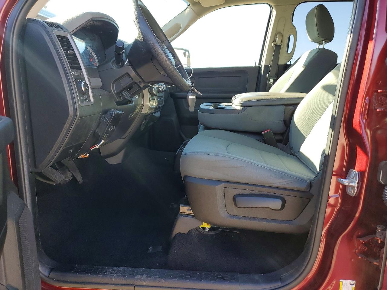 2019 RAM 1500 CLASSIC TRADESMAN photo 7