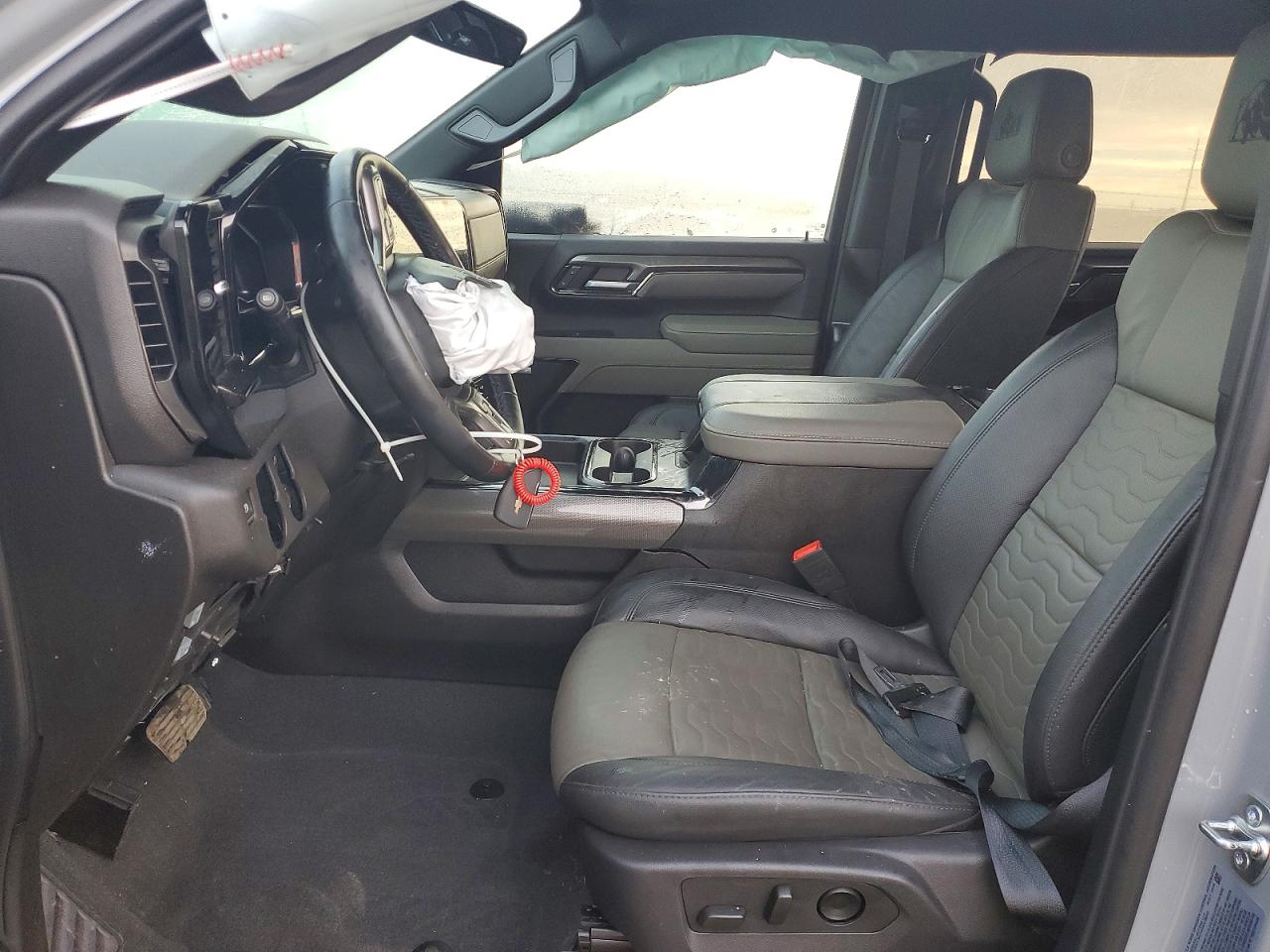 2025 CHEVROLET SILVERADO K2500 ZR2 photo 7