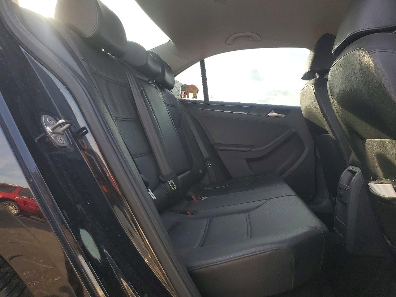 2016 VOLKSWAGEN JETTA SEL photo 10