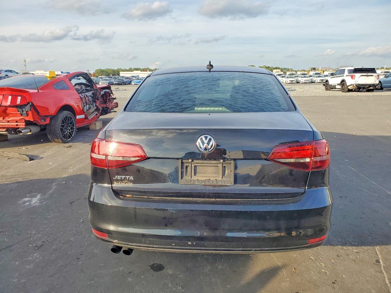2016 VOLKSWAGEN JETTA SEL photo 6