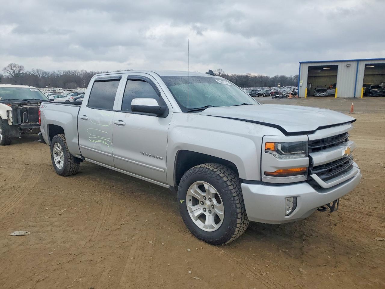 2018 CHEVROLET SILVERADO K1500 LT photo 7