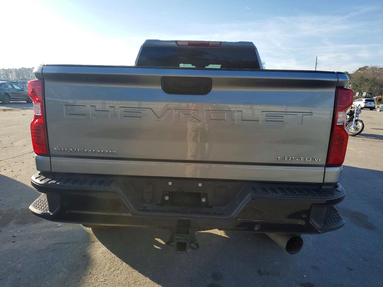 2025 CHEVROLET SILVERADO K2500 CUSTOM photo 6