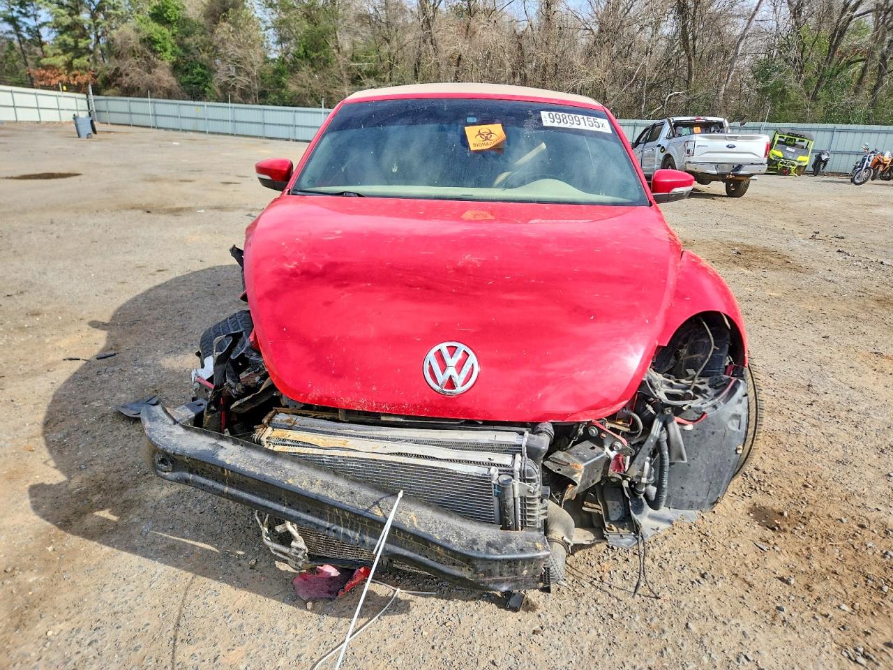 2018 VOLKSWAGEN BEETLE S photo 5