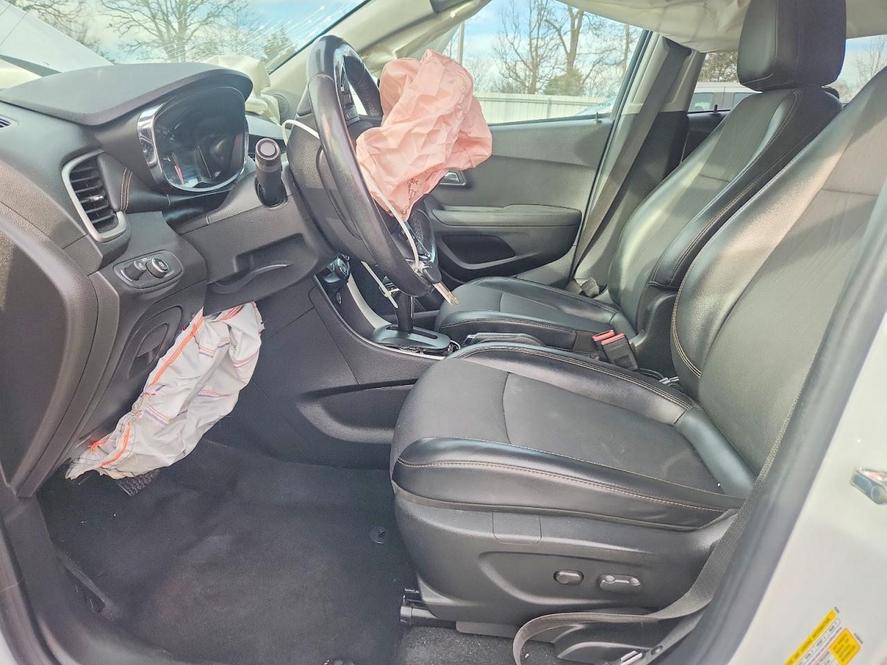 2018 CHEVROLET TRAX 1LT photo 7