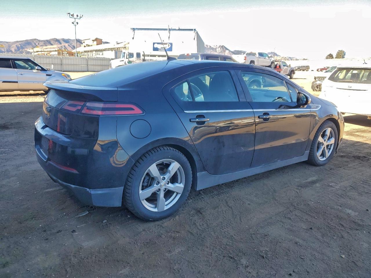 2013 CHEVROLET VOLT photo 3