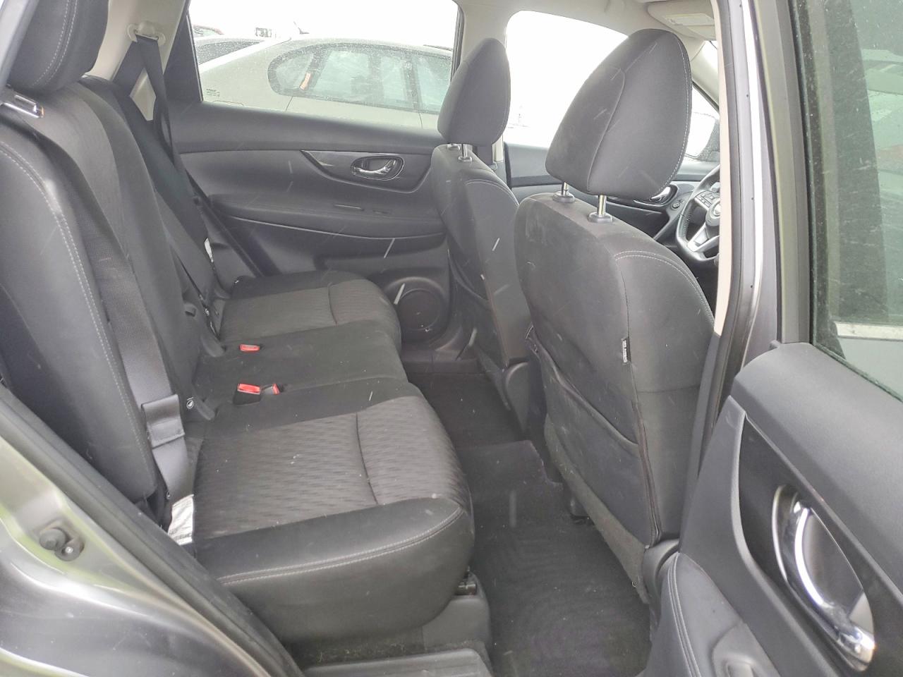 2019 NISSAN ROGUE S photo 11