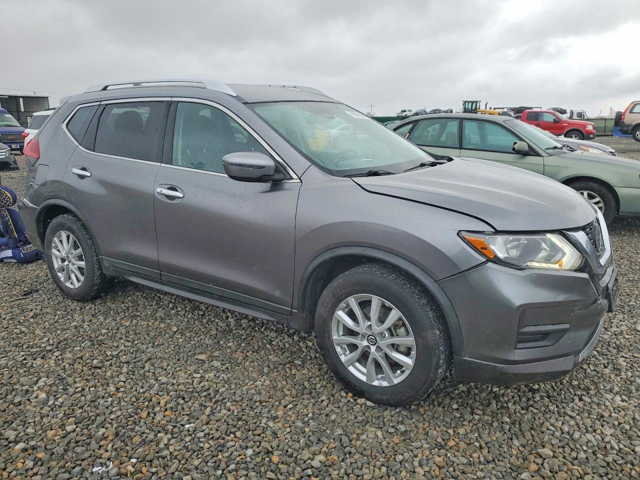 2019 NISSAN ROGUE S photo 4