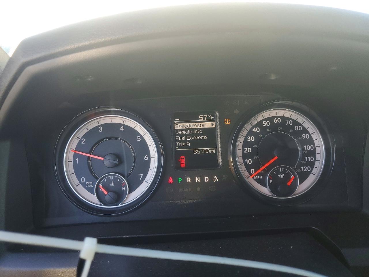 2021 RAM 1500 CLASSIC SLT photo 9