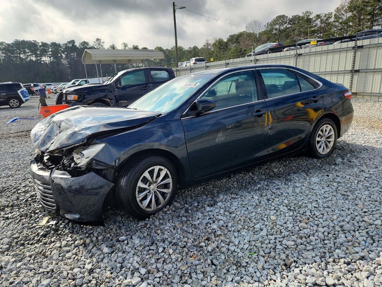 2016 TOYOTA CAMRY