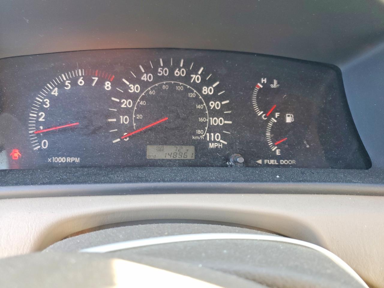 2005 TOYOTA COROLLA CE photo 9