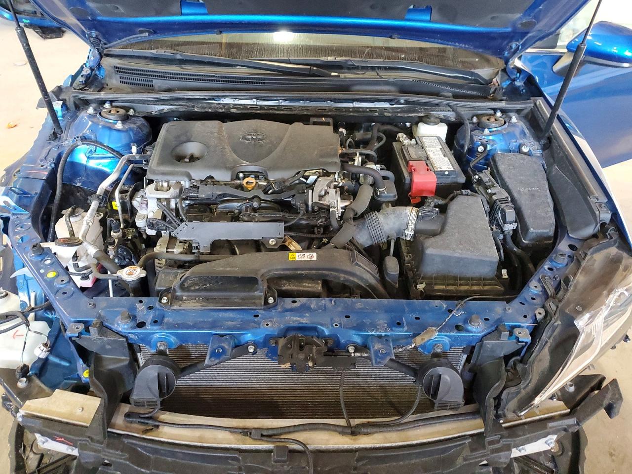 2020 TOYOTA CAMRY LE photo 11