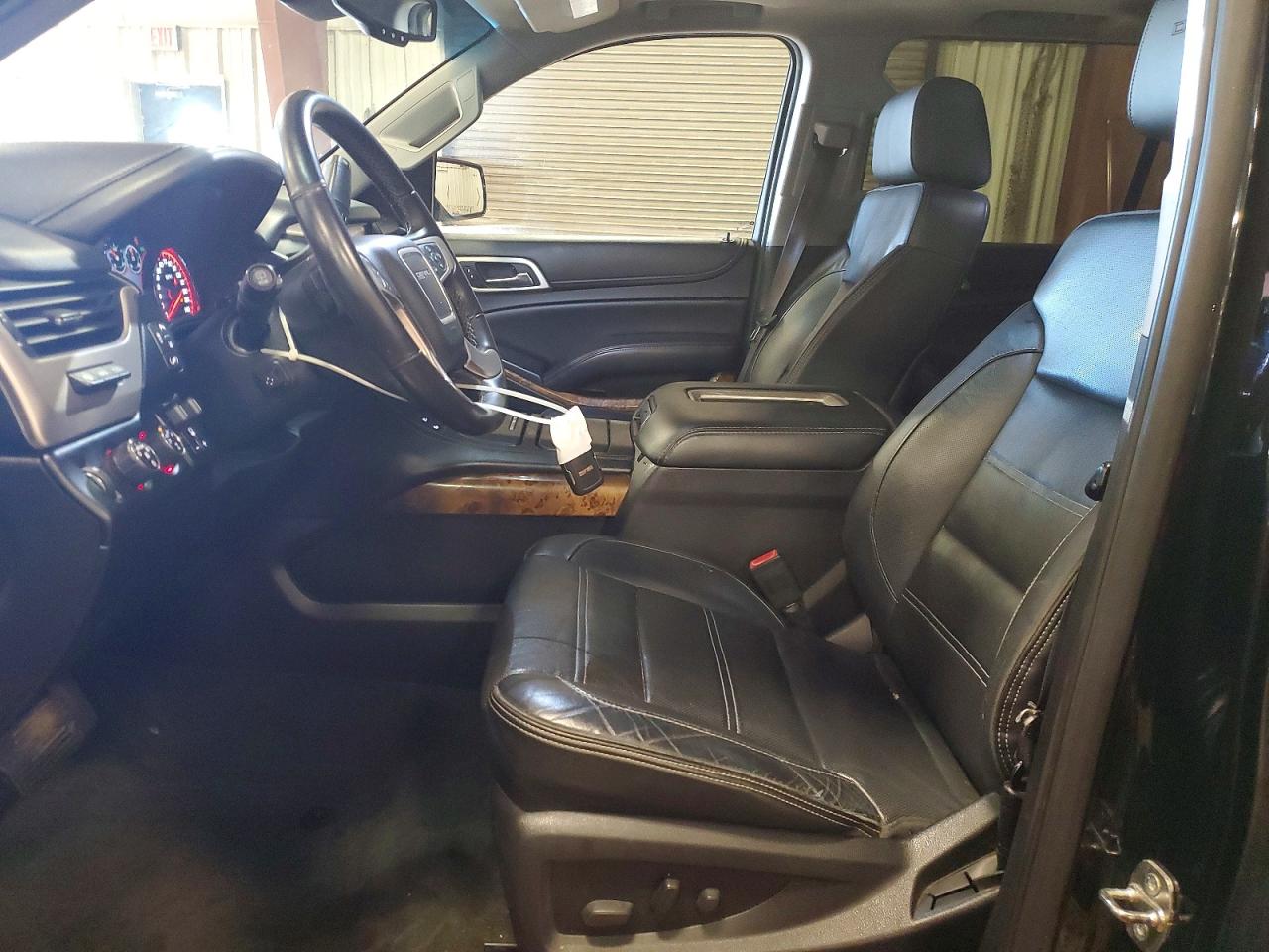 2015 GMC YUKON XL DENALI photo 7