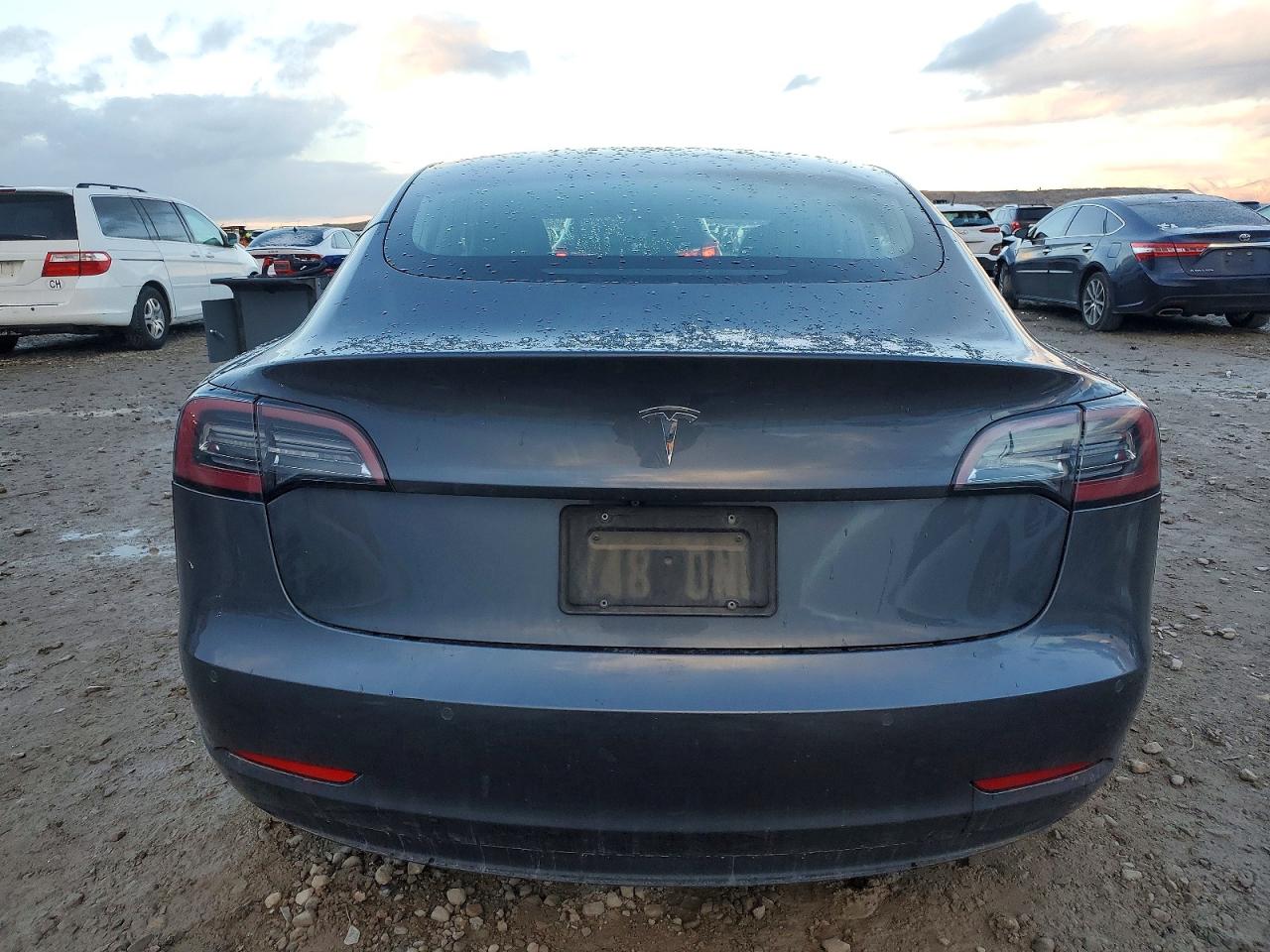 2019 TESLA MODEL 3 photo 6